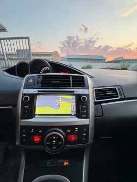 Обява за продажба на Toyota Verso Facelift, Panorama, Navi, start-stop, теглич. ~13 350 лв. - изображение 8