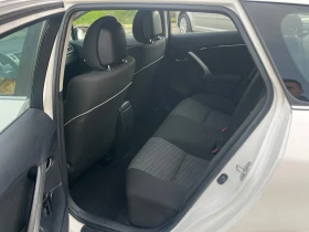 Toyota Avensis 1.8i FACELIFT , снимка 11