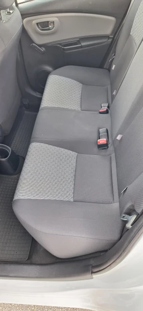 Toyota Yaris 1.33 VVT-I - 7925 € / 15499.95 лв. - 45762165 13
