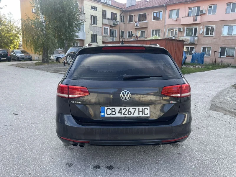 VW Passat, снимка 13 - Автомобили и джипове - 47537289