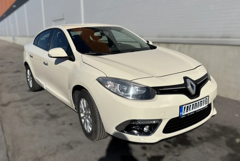 Renault Fluence, снимка 3 - Автомобили и джипове - 47817079