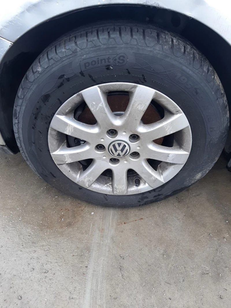 VW Golf 1, 9, снимка 6 - Автомобили и джипове - 47978632