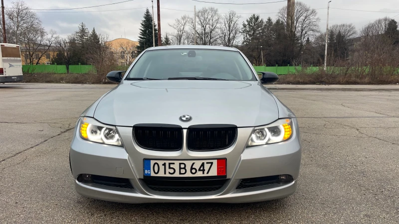 BMW 320 NAVI , снимка 2 - Автомобили и джипове - 48302452