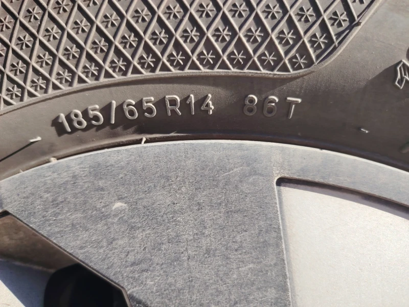 Mazda 323 F, снимка 14 - Автомобили и джипове - 52801063