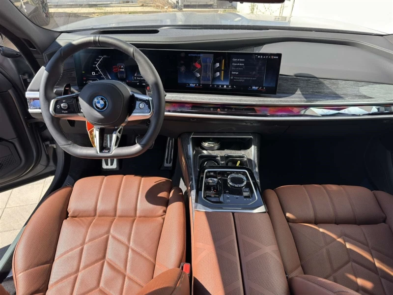 BMW 760 xDrive Sedan, снимка 7 - Автомобили и джипове - 52816375