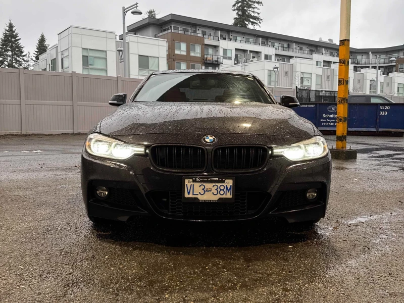 BMW 330 * * CARFAX * * АВТО КРЕДИТ * * , снимка 2 - Автомобили и джипове - 53502334
