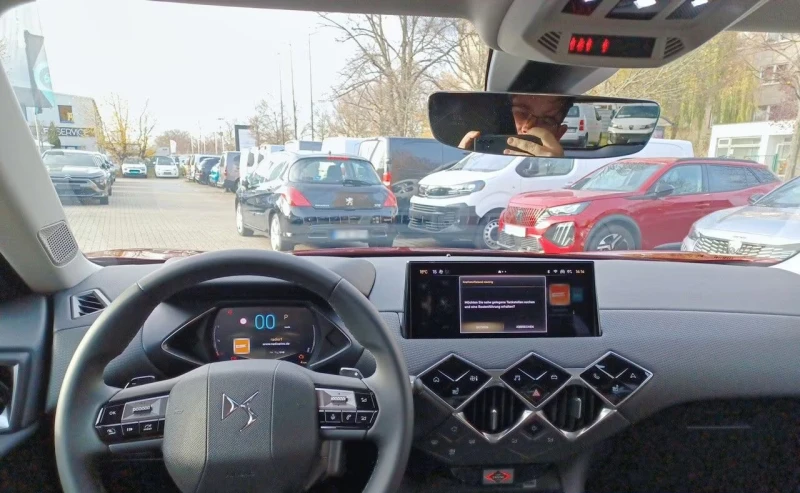 DS DS 3 НОВ!1.2MHEV/136HP/PALLAS/CAM/LED/NAVI/ACC/817g, снимка 8 - Автомобили и джипове - 53591162