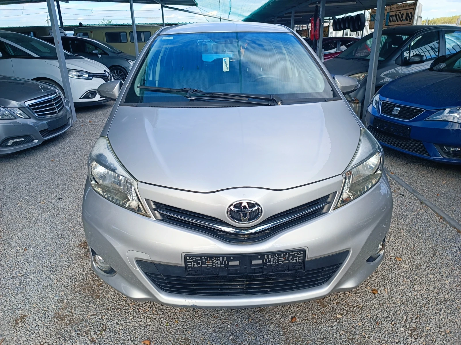 Toyota Yaris 1.0i 59000km. NAVI KAMERA EURO 5B  - изображение 2