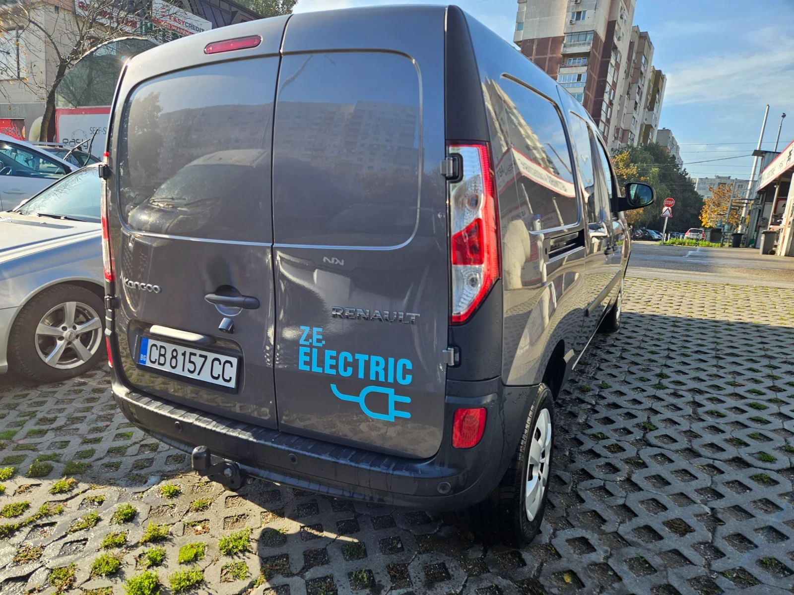 Renault Kangoo Z.E 33kwh MAXI - изображение 4