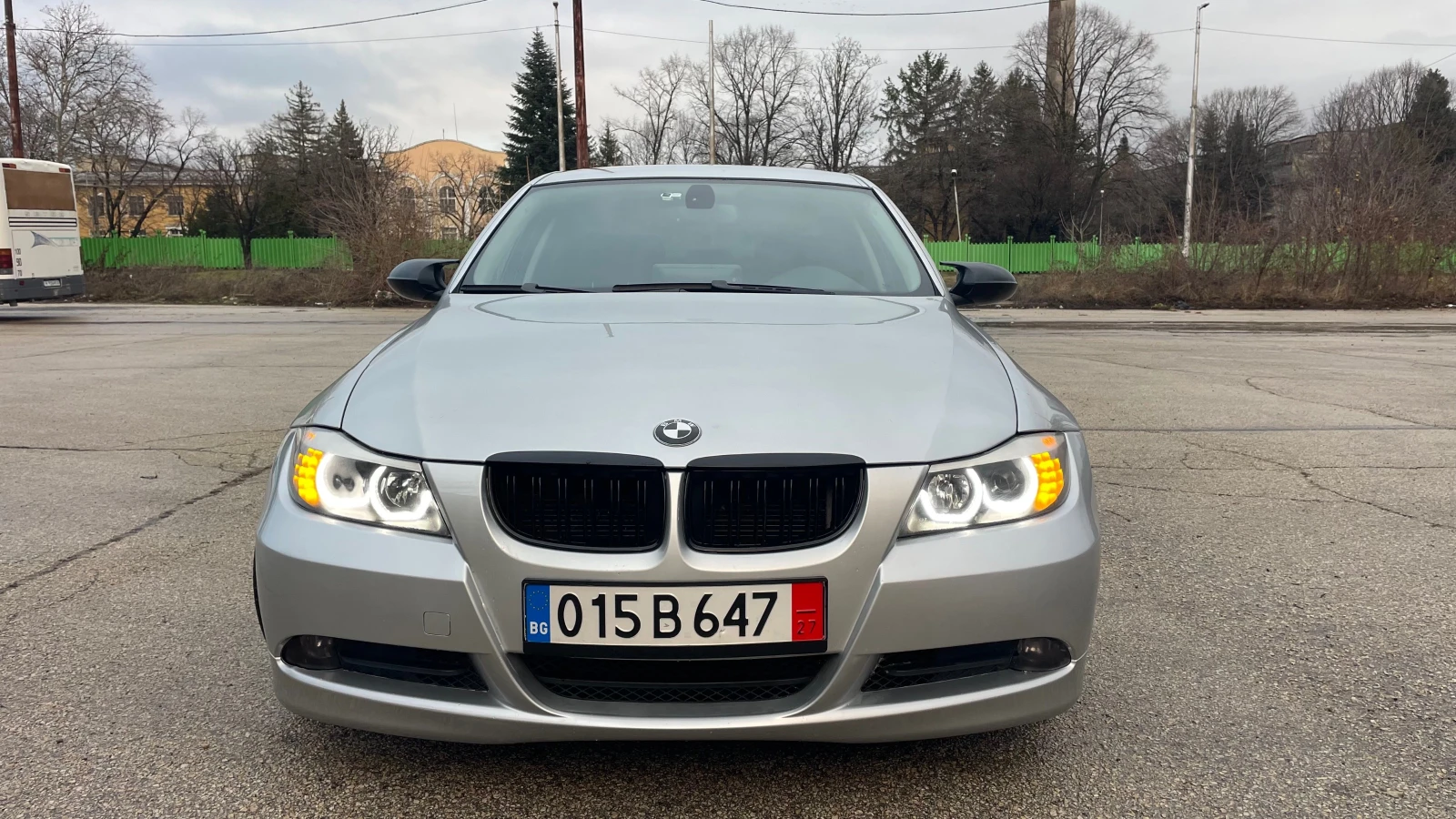 BMW 320 NAVI  - изображение 2