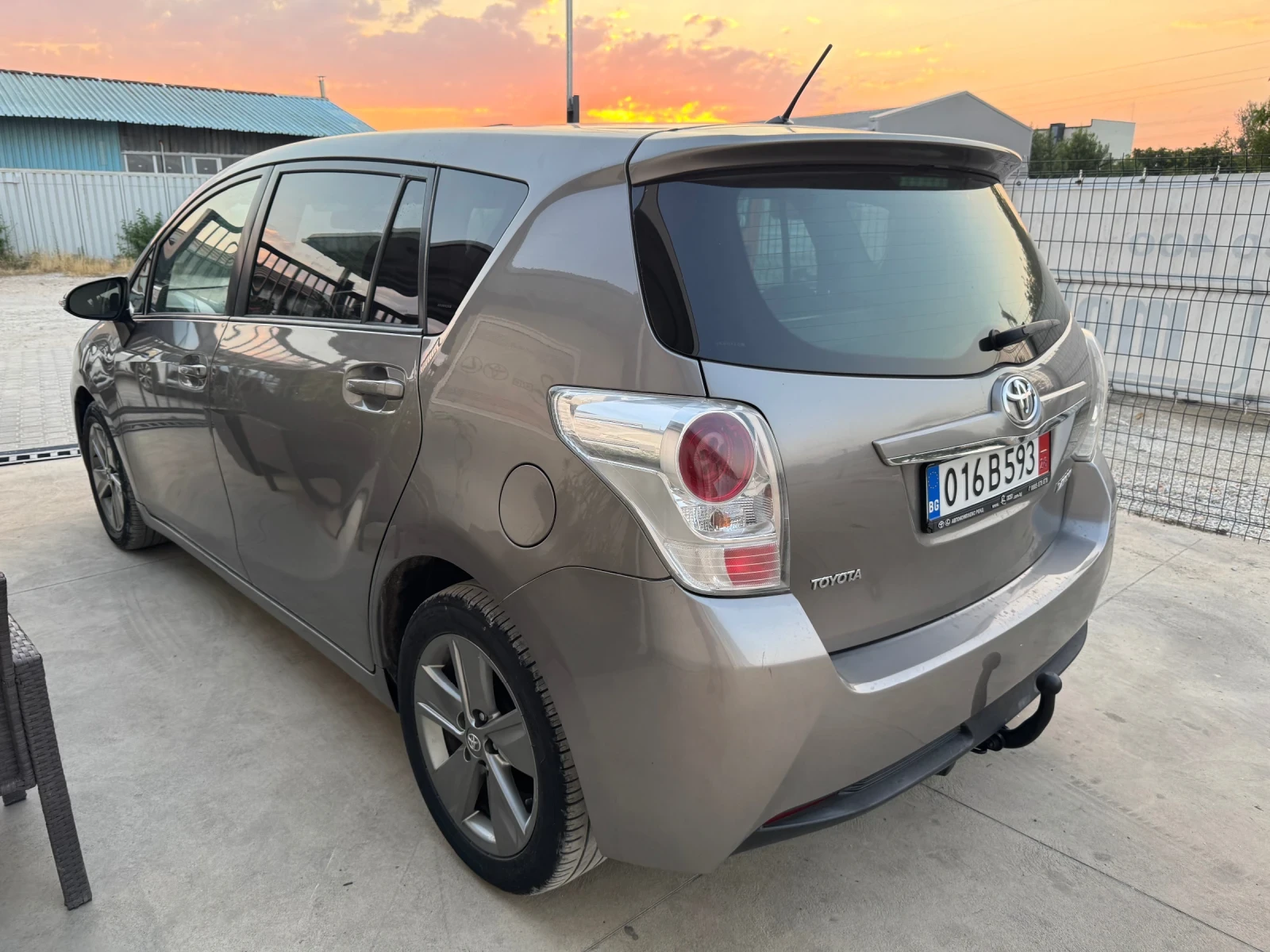 Toyota Verso Facelift, Panorama, Navi, start-stop, теглич. - изображение 3