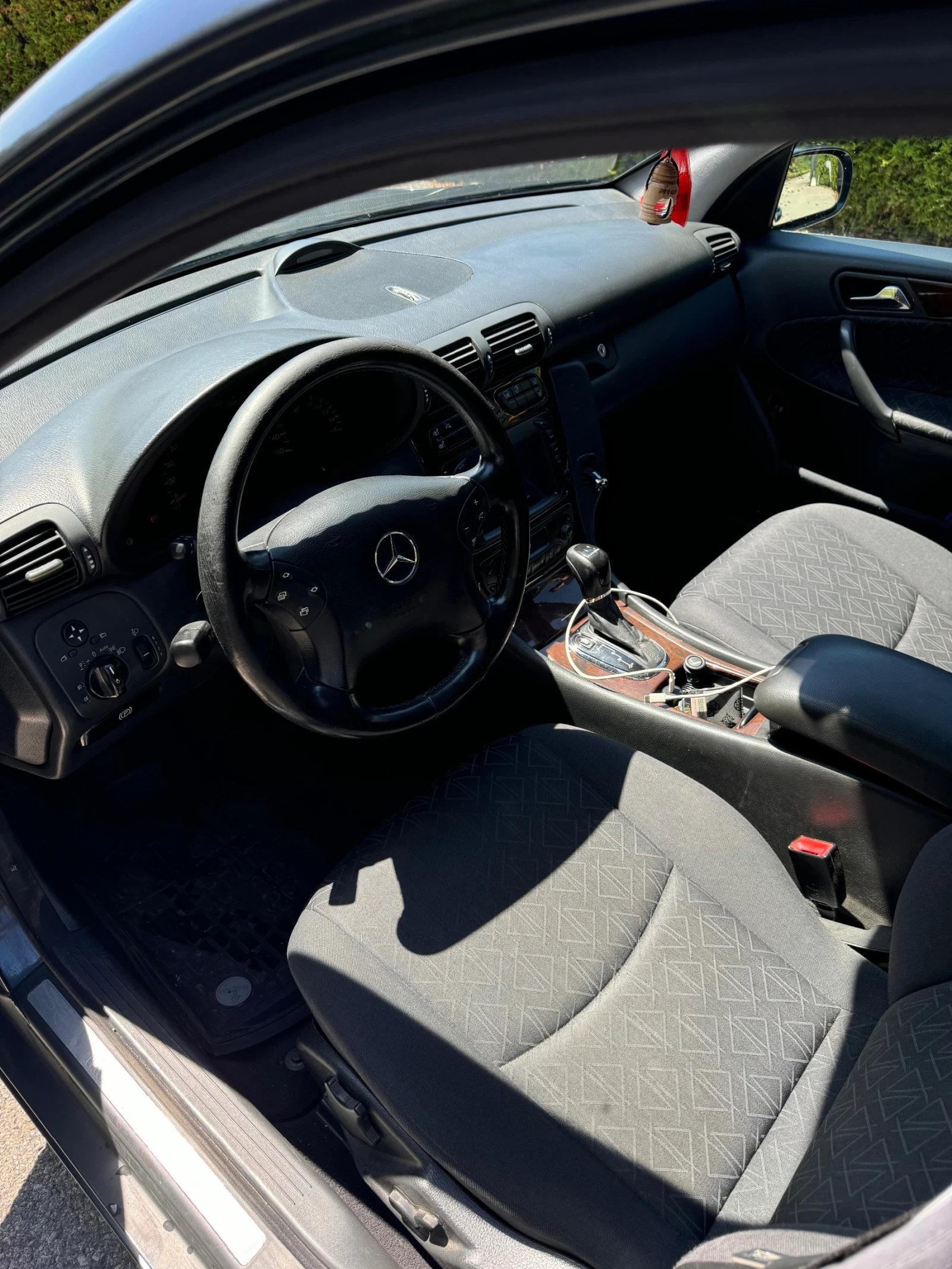 Mercedes-Benz C 270 CDI - изображение 9