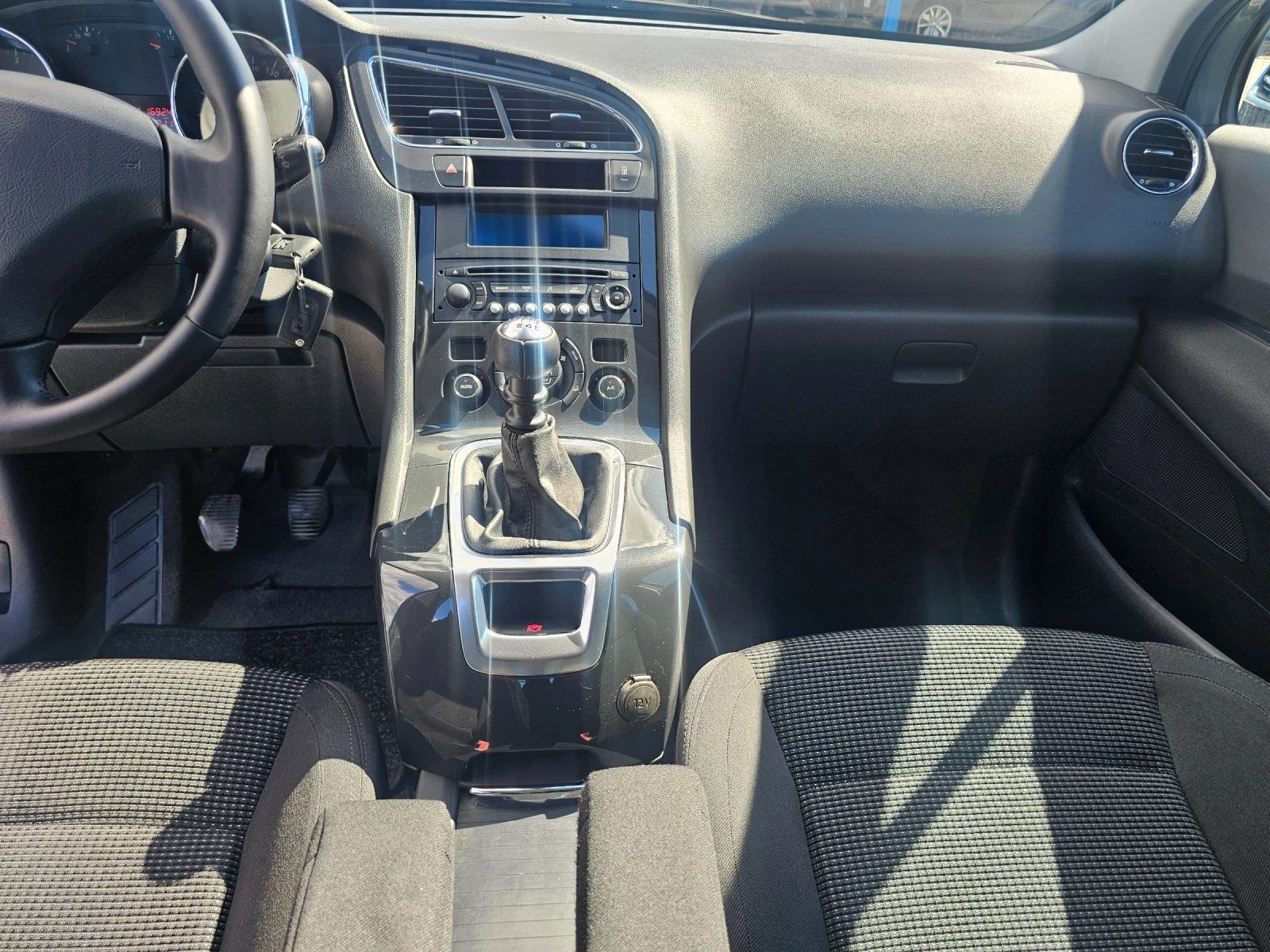 Peugeot 5008 2.0 HDI evro5B  - изображение 8