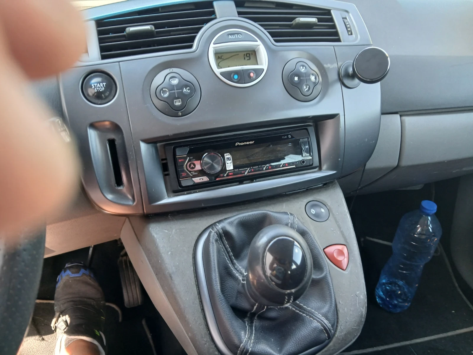 Renault Scenic  - изображение 7