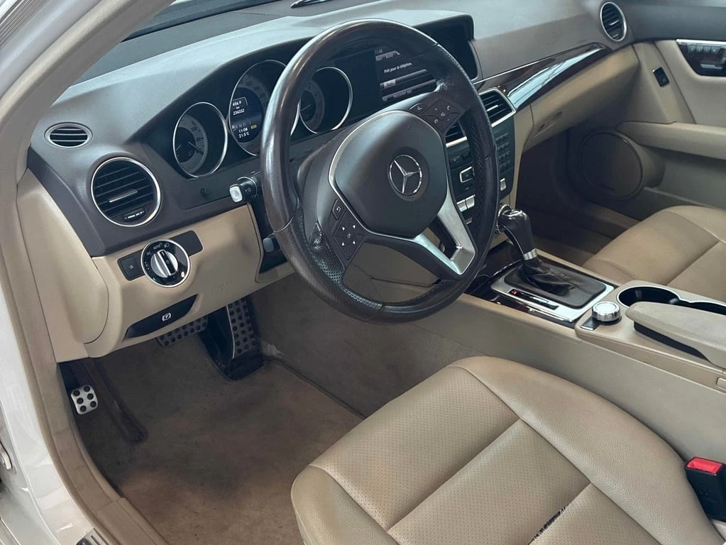 Mercedes-Benz C 350 * CARFAX * КЛИП* ИСТОРИЯ* АВТО ФИНАНСИРАНЕ - изображение 5