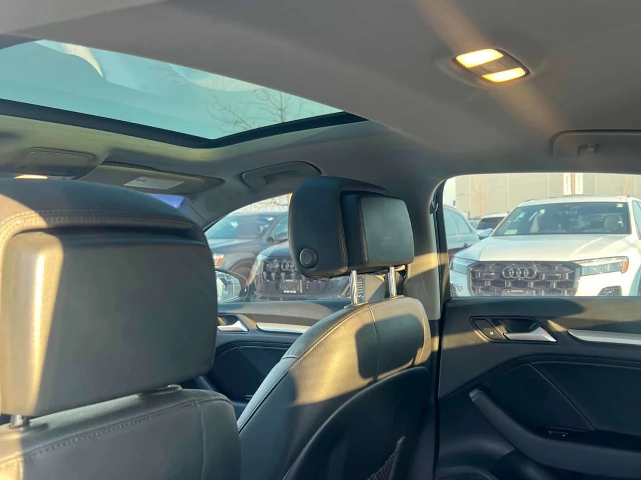 Audi A3 2.0T Komfort/CARFAX/��������/�������/KEYLESS | Mobile.bg � ����������� 12