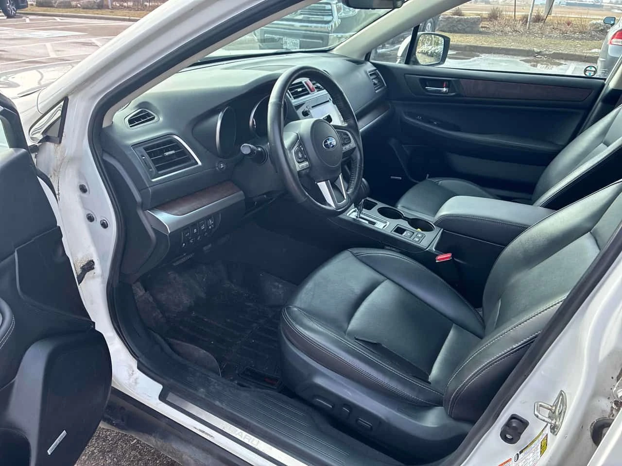 Subaru Outback * Limited * PANO* KEYLESS* ПОДГРЕВ* , снимка 5 - Автомобили и джипове - 53861889