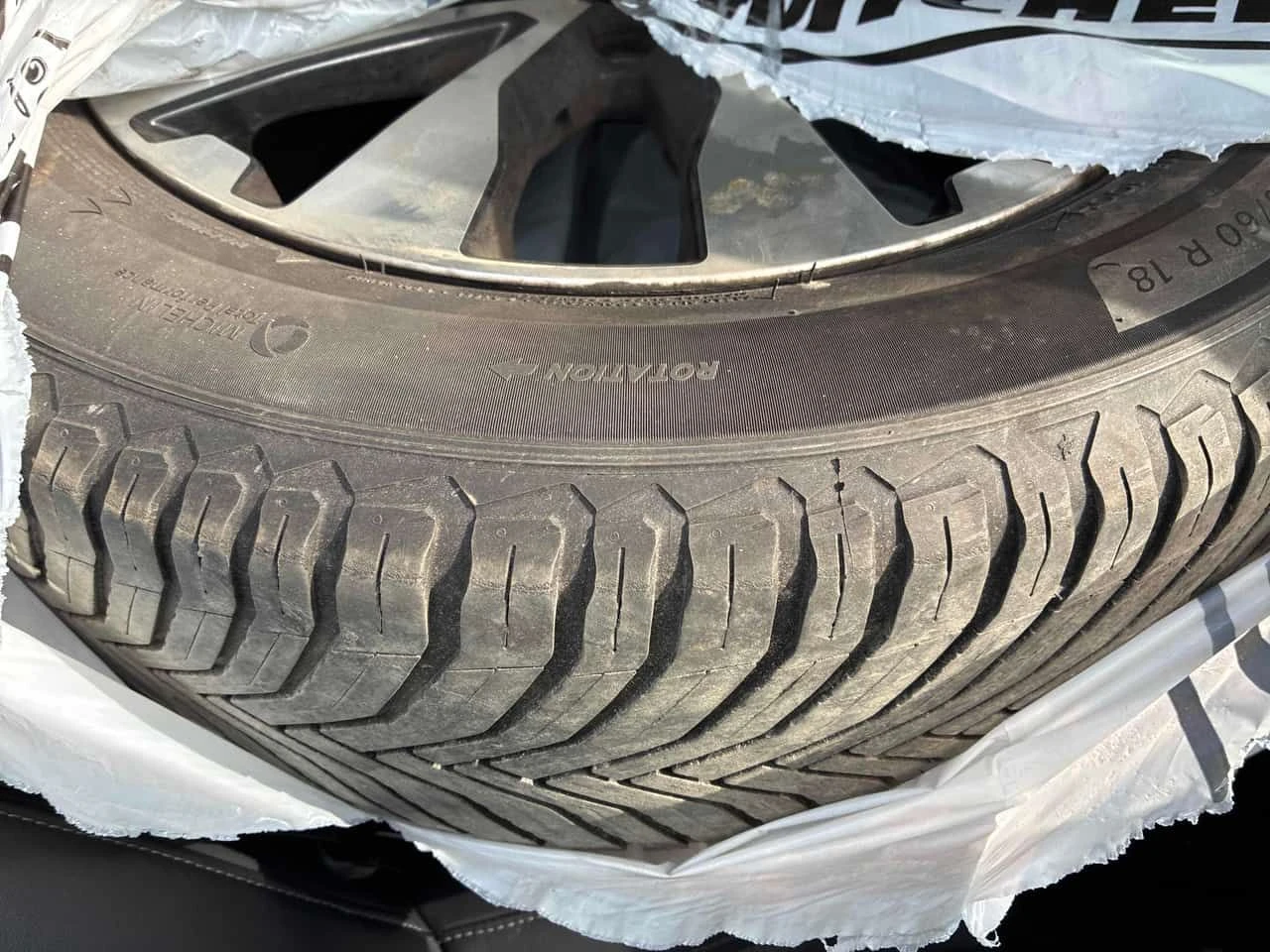 Subaru Outback * Limited * PANO* KEYLESS* ПОДГРЕВ* , снимка 16 - Автомобили и джипове - 53861889