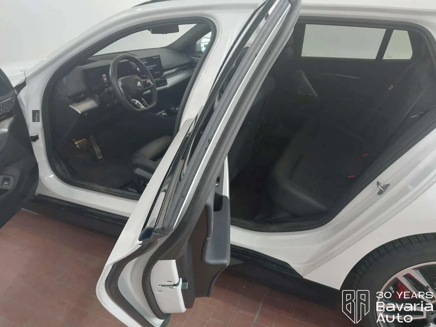 BMW 540 d xDrive Touring M Sport Paket Steptronic, снимка 5 - Автомобили и джипове - 53966809