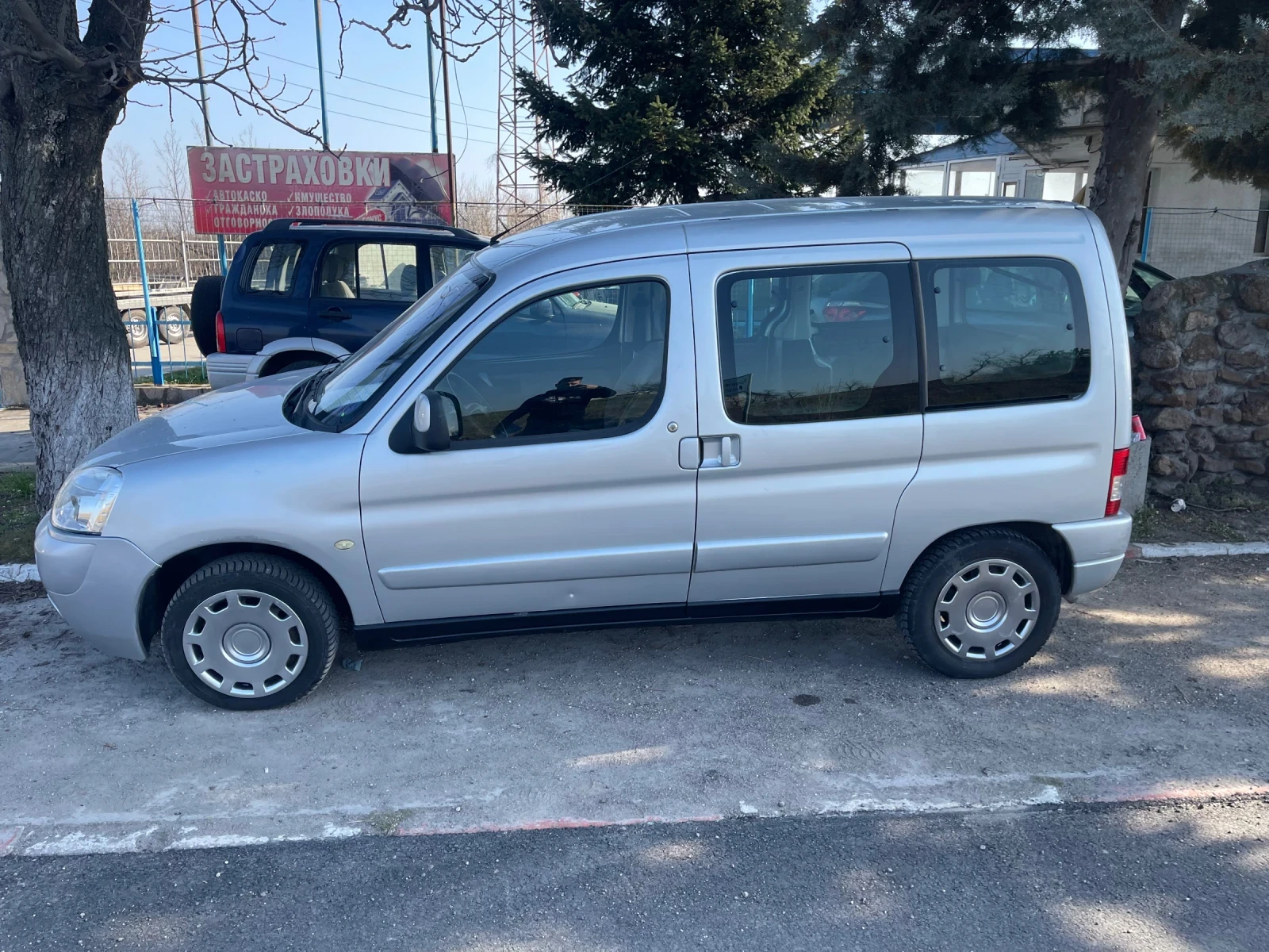 Citroen Berlingo 1.6 16V ЛЕГЛО ШВЕЙЦАРИЯ, снимка 3 - Автомобили и джипове - 53968617