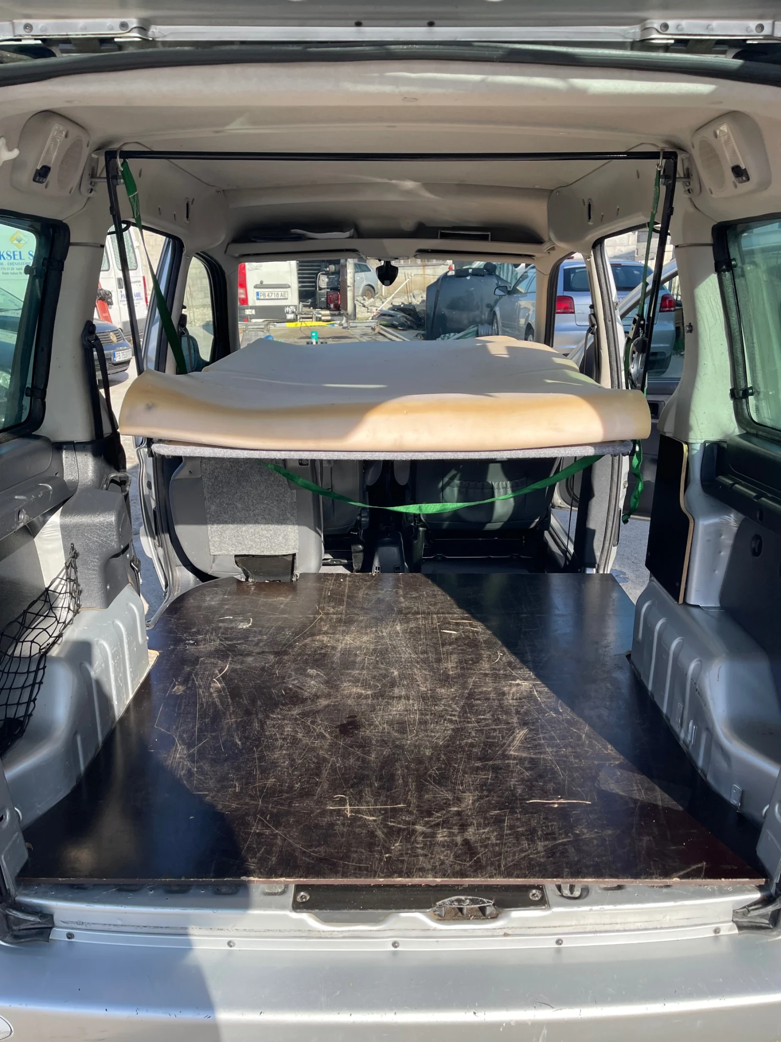 Citroen Berlingo 1.6 16V ЛЕГЛО ШВЕЙЦАРИЯ, снимка 8 - Автомобили и джипове - 53968617