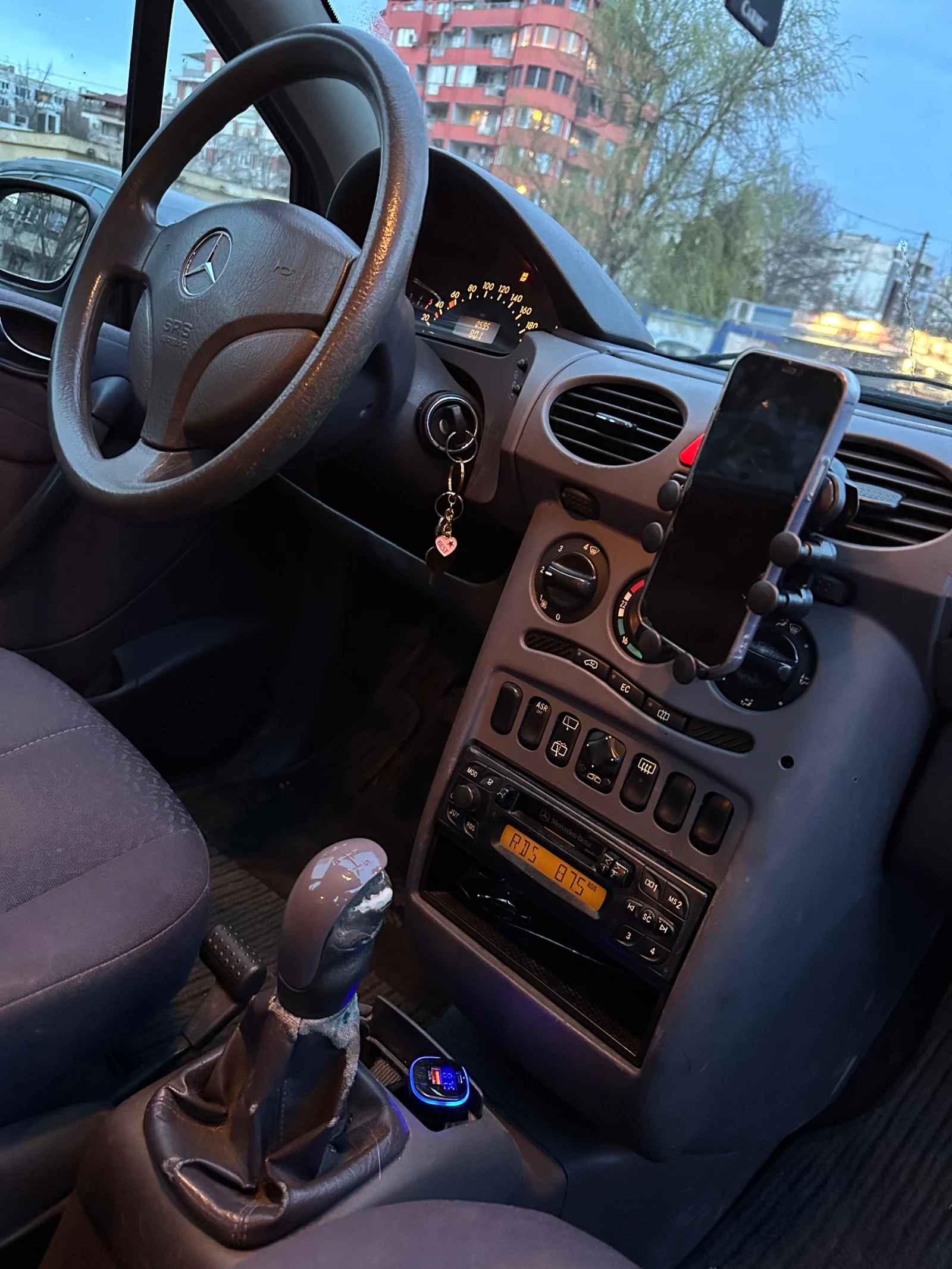 Mercedes-Benz A 170 180000km 1sobstvenik, снимка 8 - Автомобили и джипове - 54027738