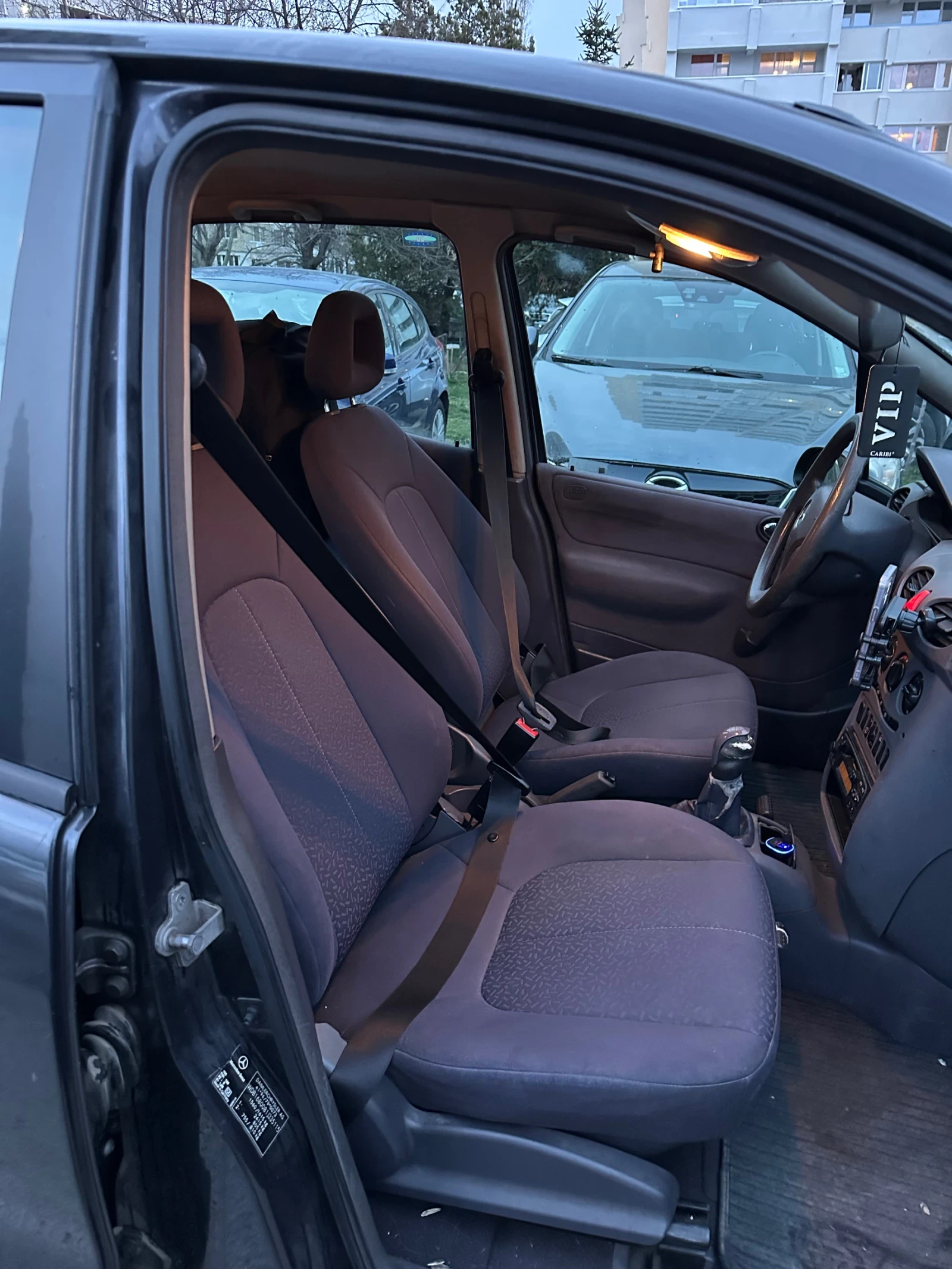 Mercedes-Benz A 170 180000km 1sobstvenik, снимка 7 - Автомобили и джипове - 54027738