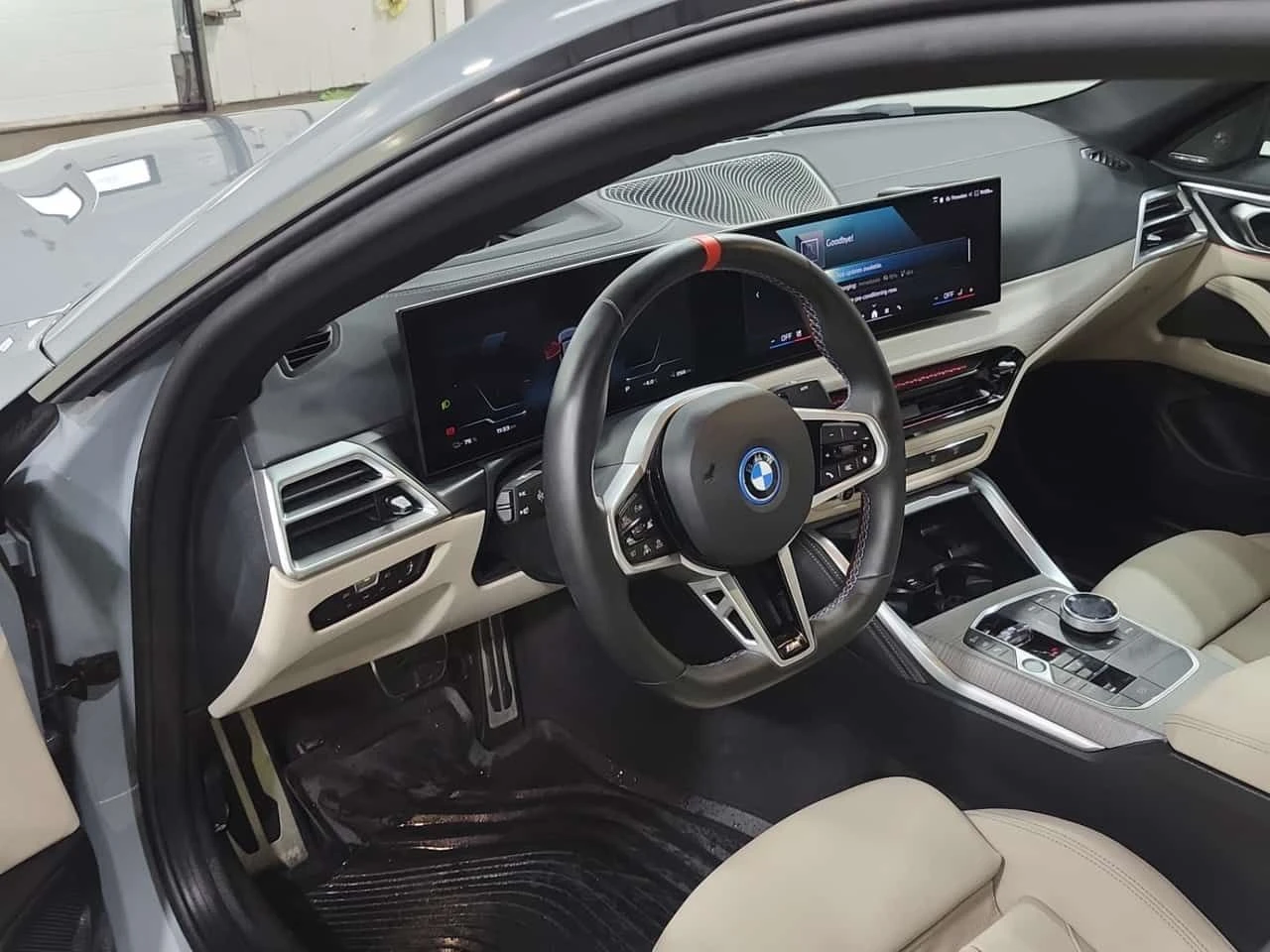 BMW i4 M50 XDRIVE  CARFAX | Mobile.bg � ����������� 10