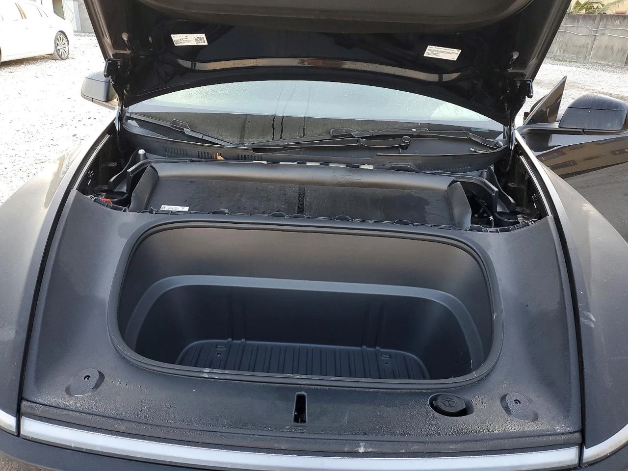 Tesla Model Y, снимка 11 - Автомобили и джипове - 54273328