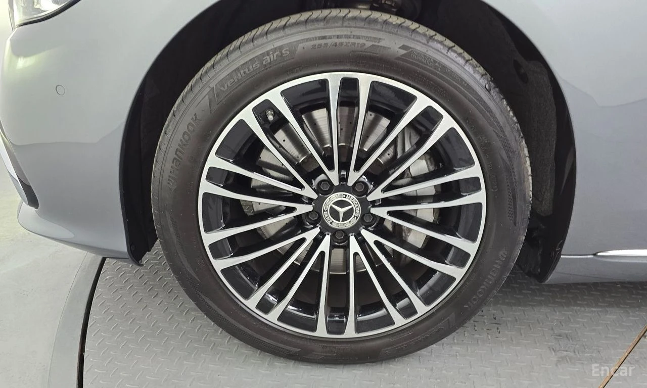 Mercedes-Benz S 350 * ПОДГРЕВ* ОБДУХВАНЕ* ПАНОРАМА* HUD* BURMESTER* , снимка 5 - Автомобили и джипове - 54460315
