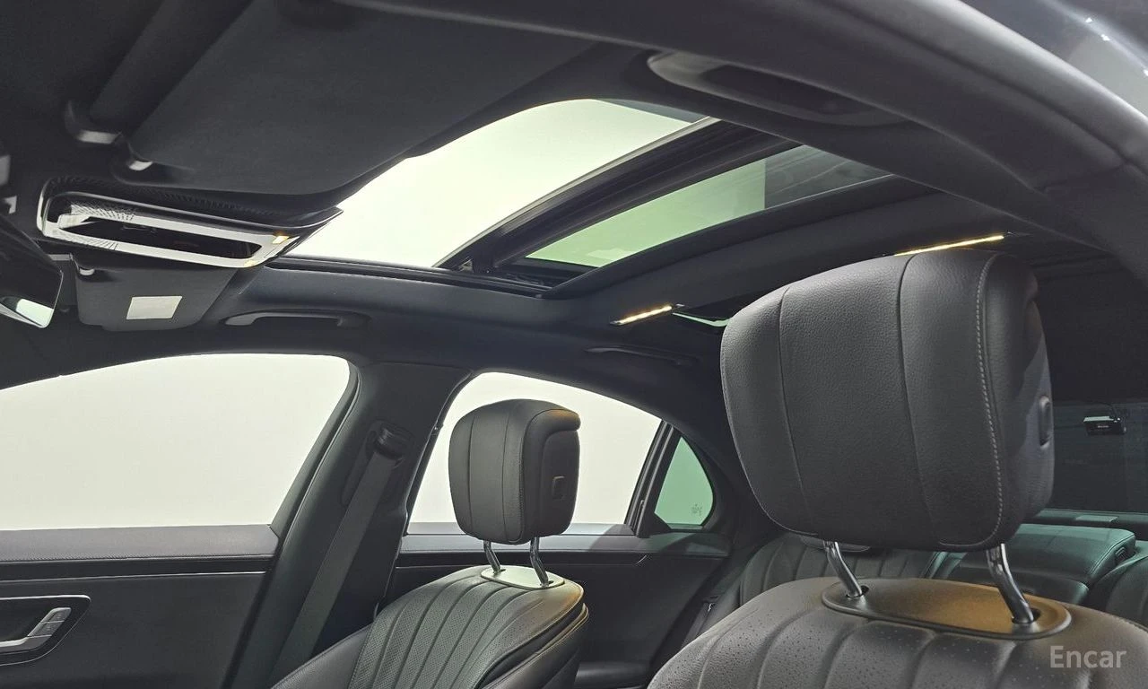 Mercedes-Benz S 350 * ПОДГРЕВ* ОБДУХВАНЕ* ПАНОРАМА* HUD* BURMESTER* , снимка 15 - Автомобили и джипове - 54460315