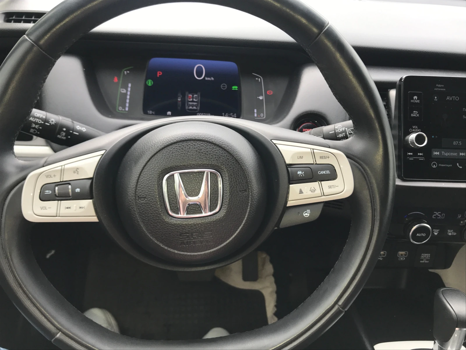 Honda Jazz 1, 5 e-HEV | Mobile.bg � ����������� 11