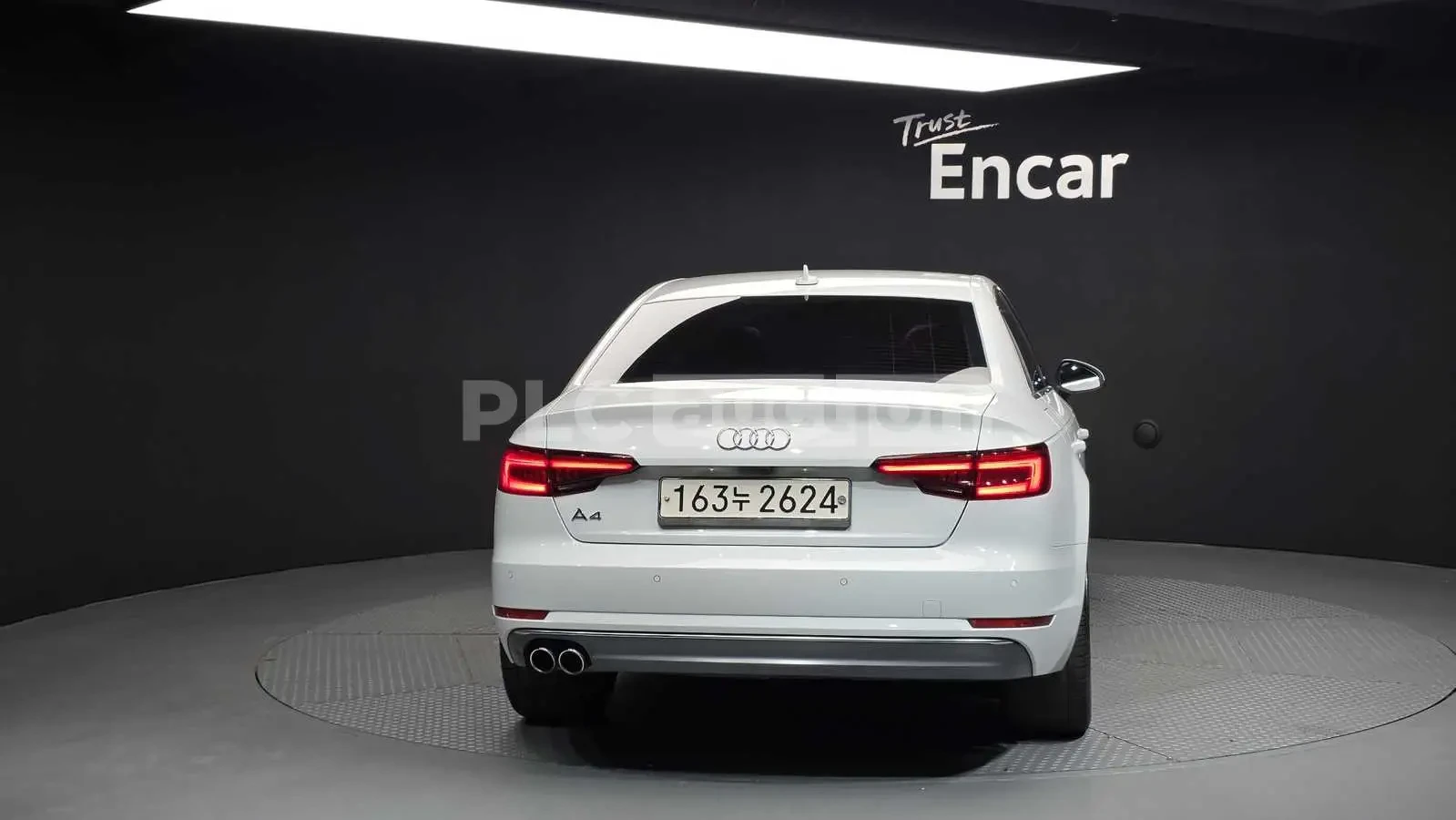 Audi A4 40TDI| S-TRONIC| ЕЛ.СЕДАЛКИ| ВКЛ.ТЕХНОТЕСТ, снимка 4 - Автомобили и джипове - 54633611