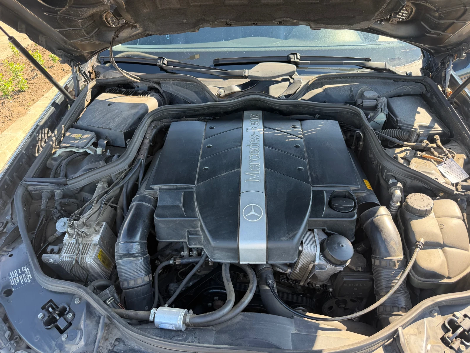 Mercedes-Benz E 240 ГАЗ/Бензин, снимка 13 - Автомобили и джипове - 54903630