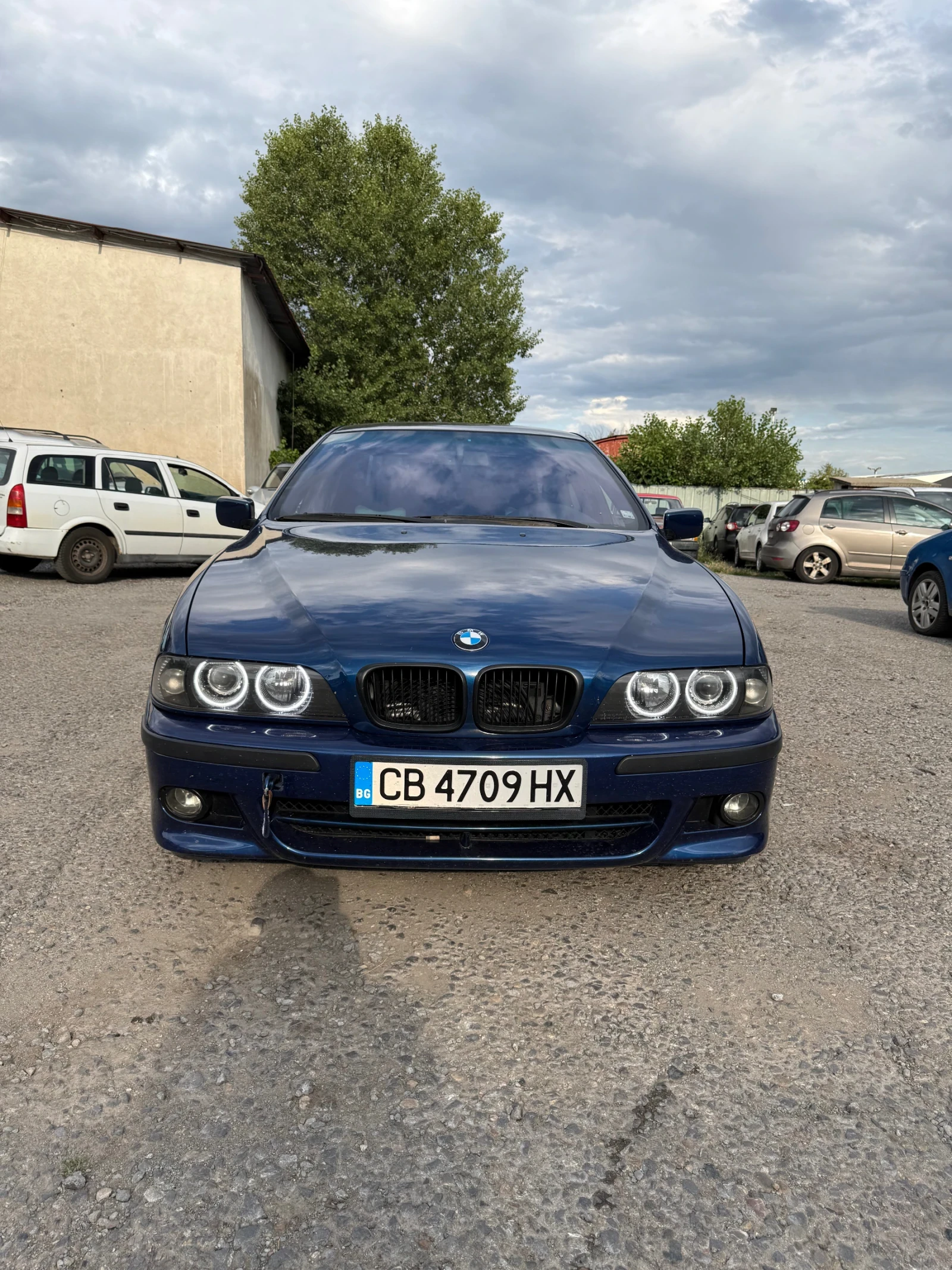 BMW 528