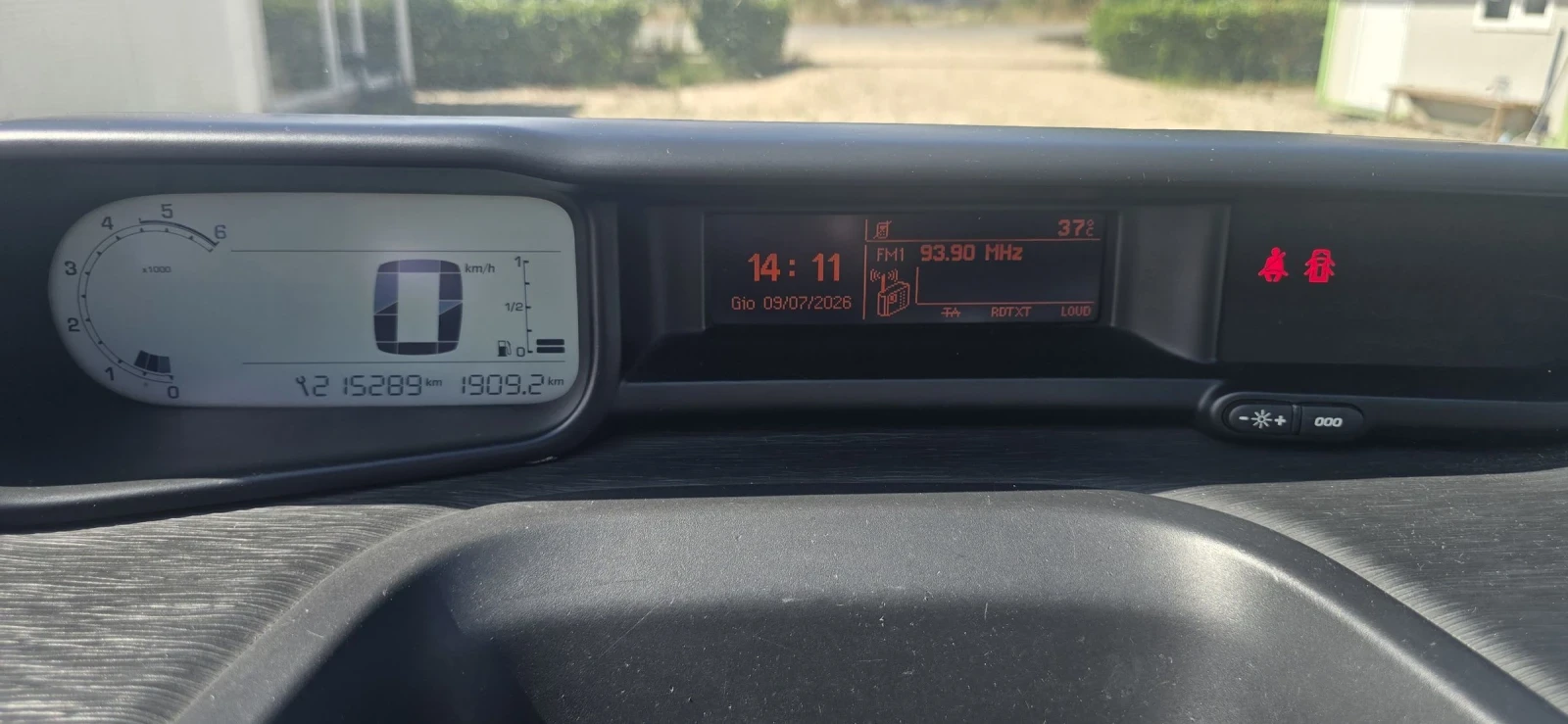 Citroen C3 Picasso 1.6 HDI, снимка 10 - Автомобили и джипове - 55229570