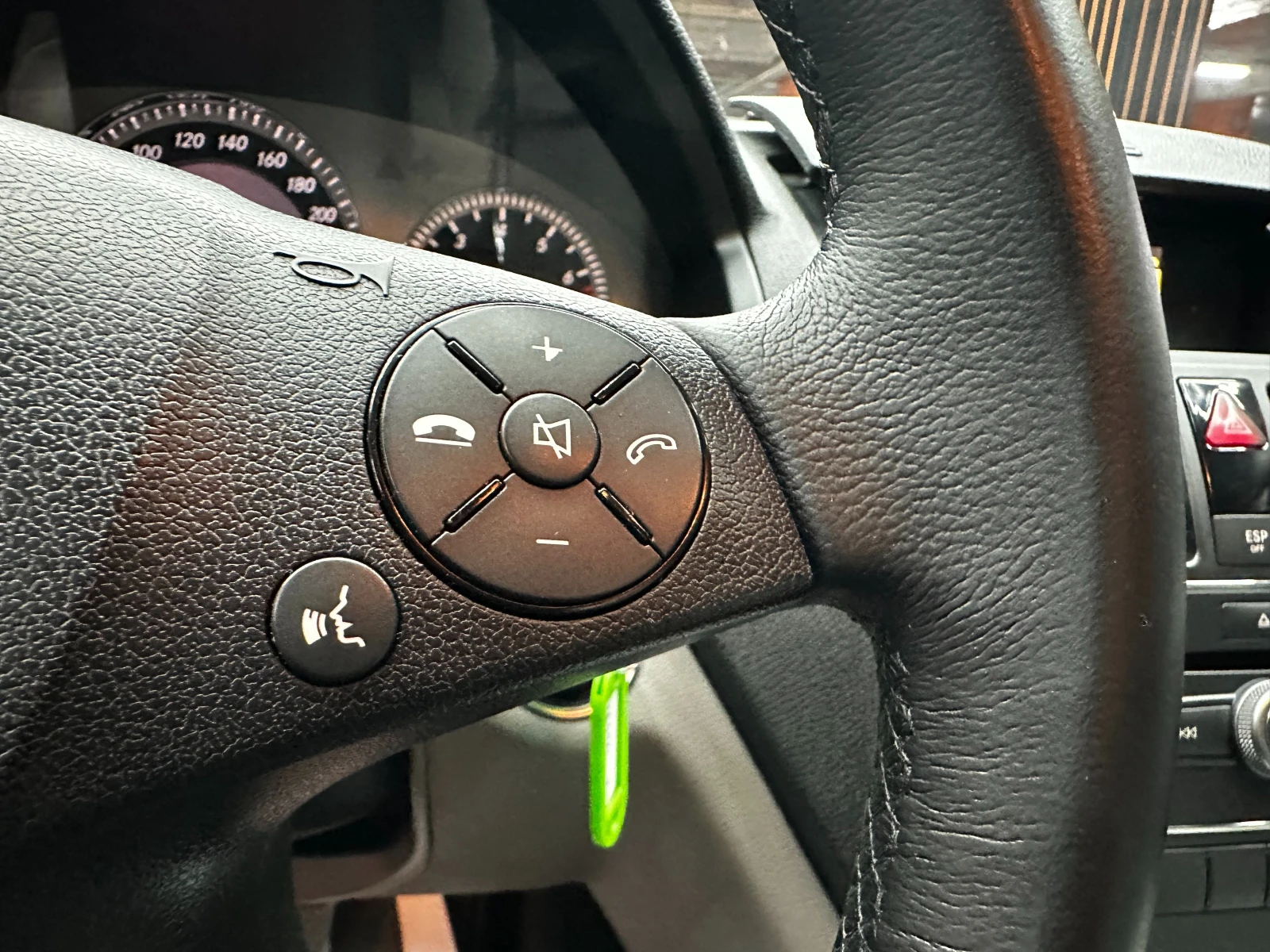Mercedes-Benz C 280 3.0i 231 к.с./Газ/бензин/4matic/ГАРАНЦИЯ, снимка 15 - Автомобили и джипове - 55446923