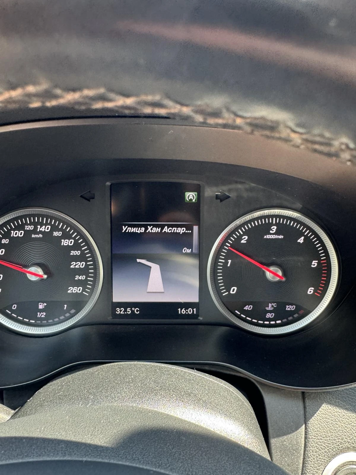 Mercedes-Benz C 180, снимка 10 - Автомобили и джипове - 55786539