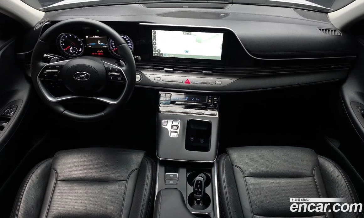 Hyundai Grandeur 2.5 Premium, снимка 10 - Автомобили и джипове - 56156076