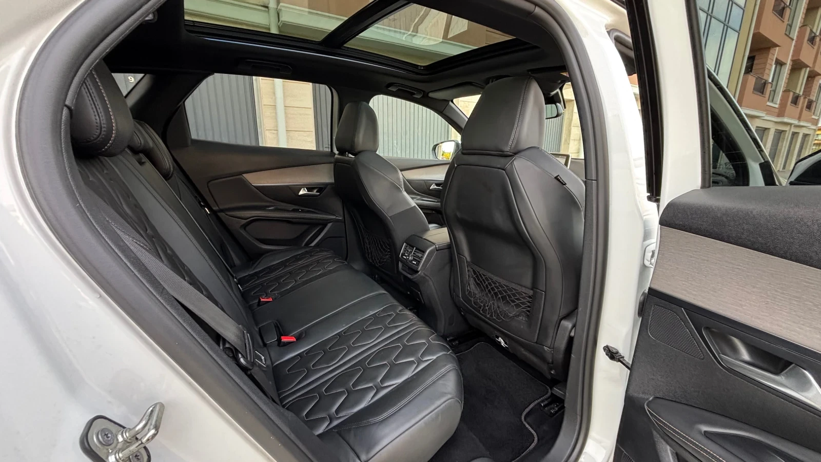Peugeot 3008 GT 180�.�. / 78, 400��! 6�. �������� /������� ���� | Mobile.bg � ����������� 13