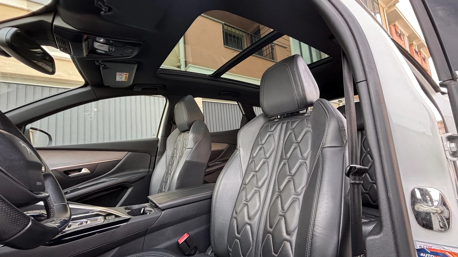Peugeot 3008 GT 180�.�. / 78, 400��! 6�. �������� /������� ���� | Mobile.bg � ����������� 10