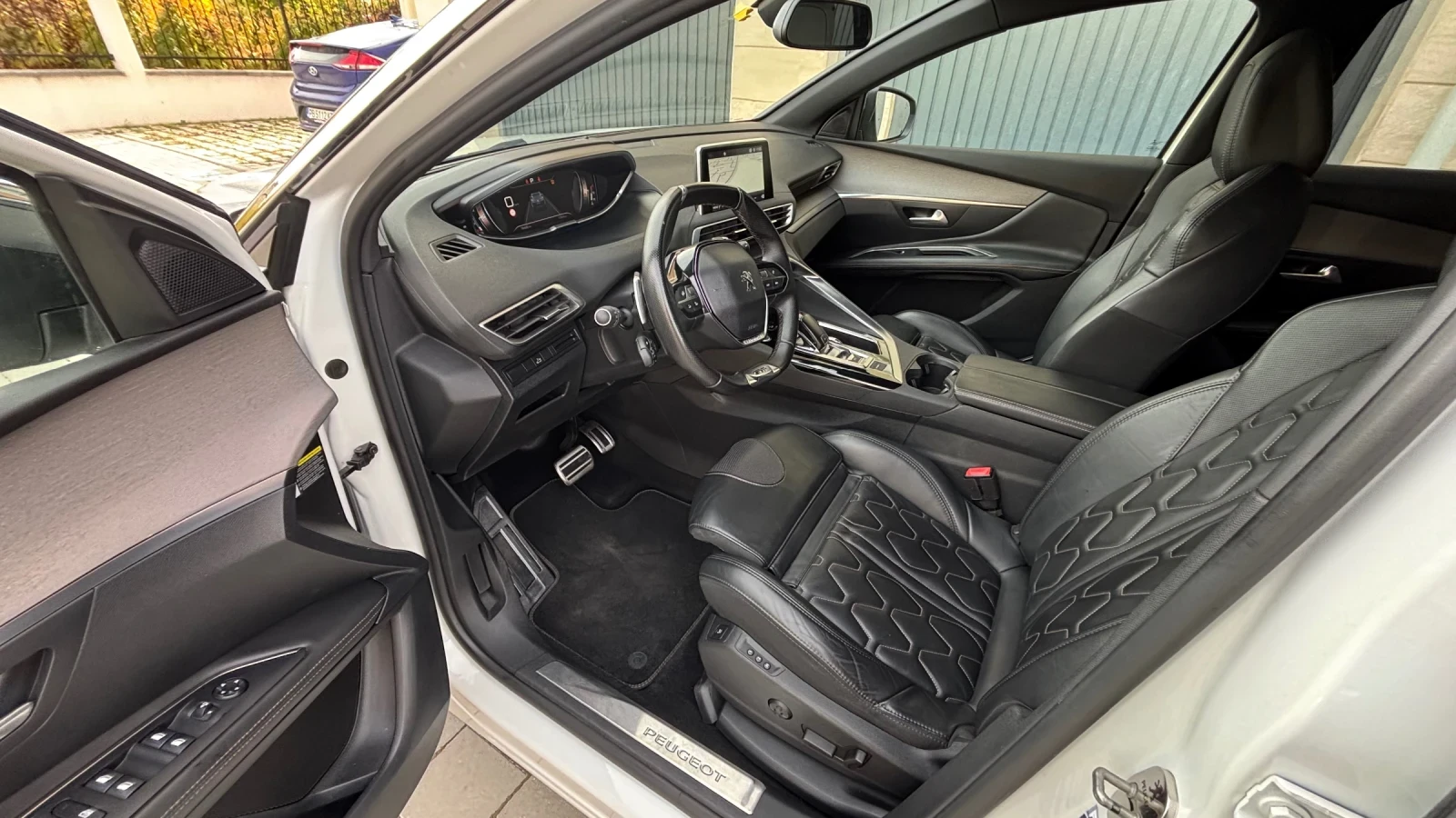 Peugeot 3008 GT 180�.�. / 78, 400��! 6�. �������� /������� ���� | Mobile.bg � ����������� 2
