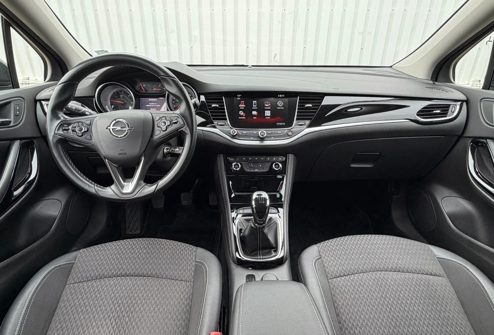 Opel Astra 1.6CDTI/ULTIMATE/FULL LED/KAMERA/DISTRONIC/TOP, снимка 11 - Автомобили и джипове - 56726968