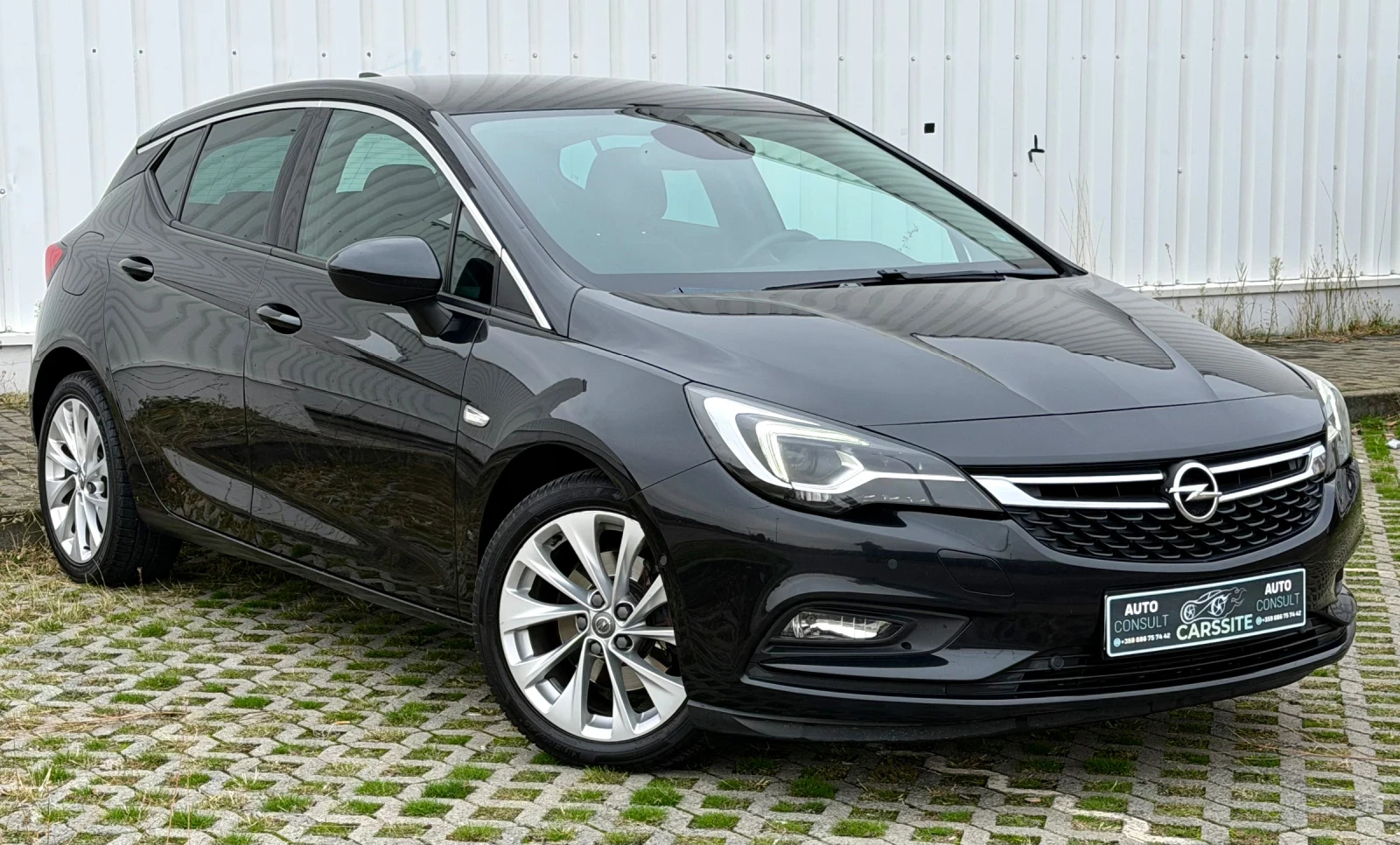 Opel Astra 1.6CDTI/ULTIMATE/FULL LED/KAMERA/DISTRONIC/TOP, снимка 3 - Автомобили и джипове - 56726968