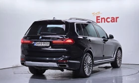 BMW X7 40d* ВЪЗДУХ* ПАМЕТ* 360 КАМ* ОБДУХВАНЕ* ЕКРАНИ* , снимка 2