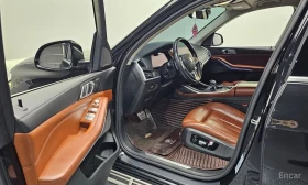 BMW X7 40d* ВЪЗДУХ* ПАМЕТ* 360 КАМ* ОБДУХВАНЕ* ЕКРАНИ* , снимка 9