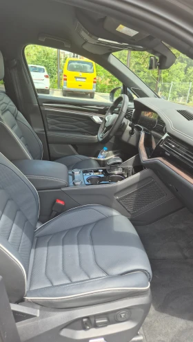 VW Touareg R-Line PA 3.0 V6 TDI SCR 4MOT | Mobile.bg � ����� ������ 16