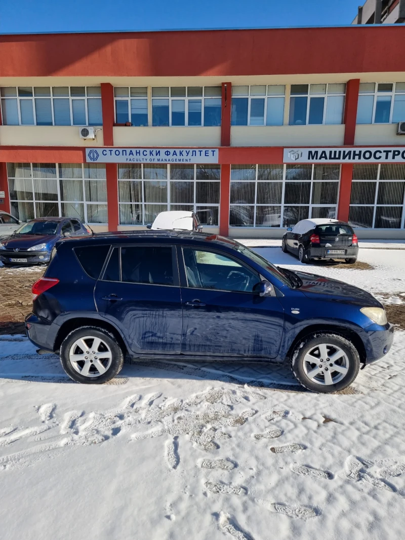 Toyota Rav4, снимка 10 - Автомобили и джипове - 48546532