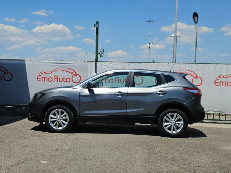 Nissan Qashqai 1.5dci/110k.c/6ск/LED/ACC/БЛУТУТ/EURO 5B/ТОП, снимка 6 - Автомобили и джипове - 50809925