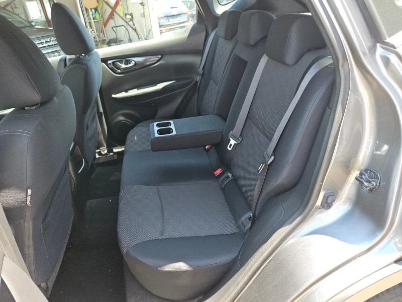Nissan Qashqai 1.5dci/110k.c/6ск/LED/ACC/БЛУТУТ/EURO 5B/ТОП, снимка 16 - Автомобили и джипове - 50809925